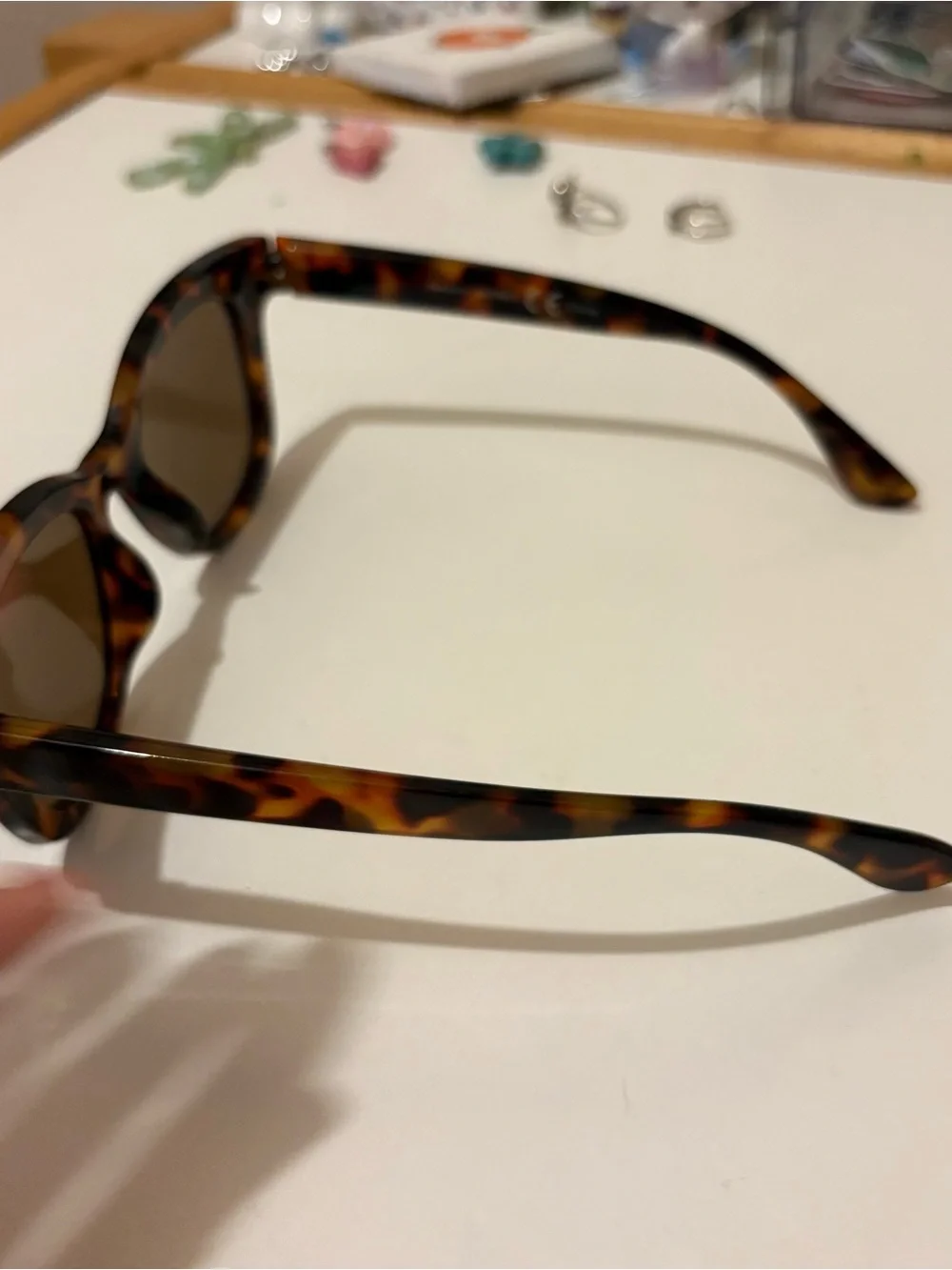 Peepers tortoiseshell sunglasses